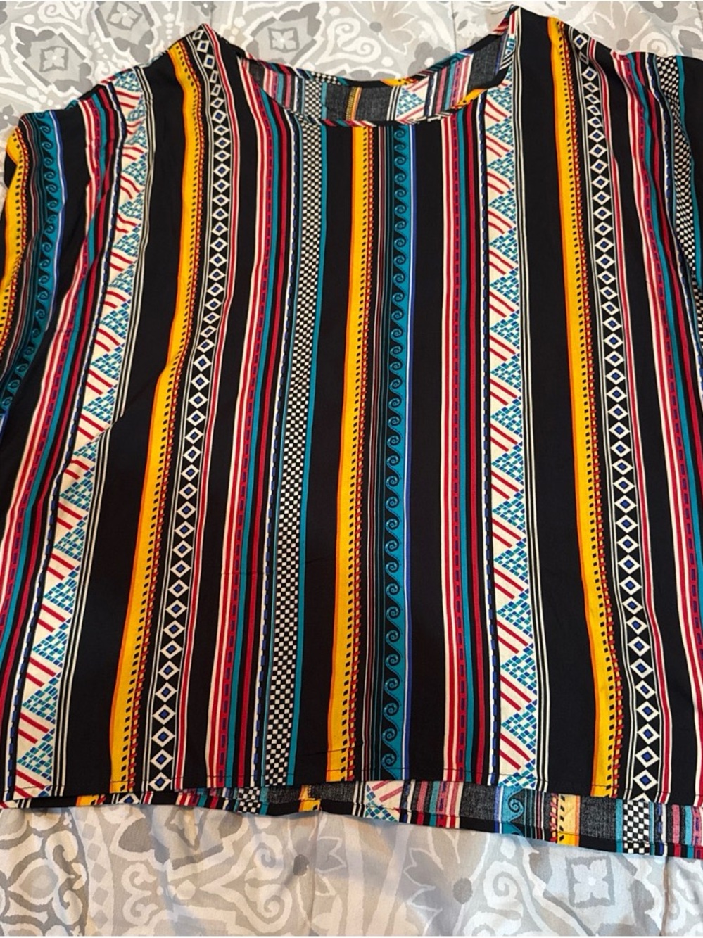Multicolored top